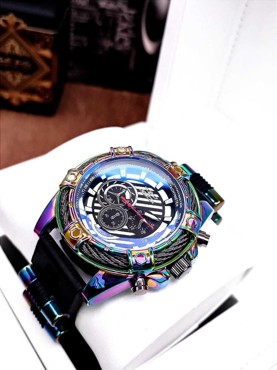 INVICTA