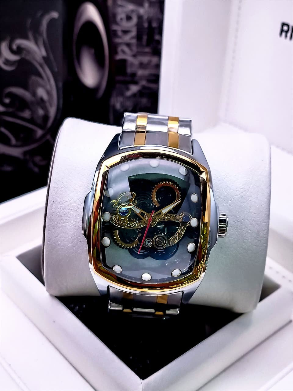 INVICTA