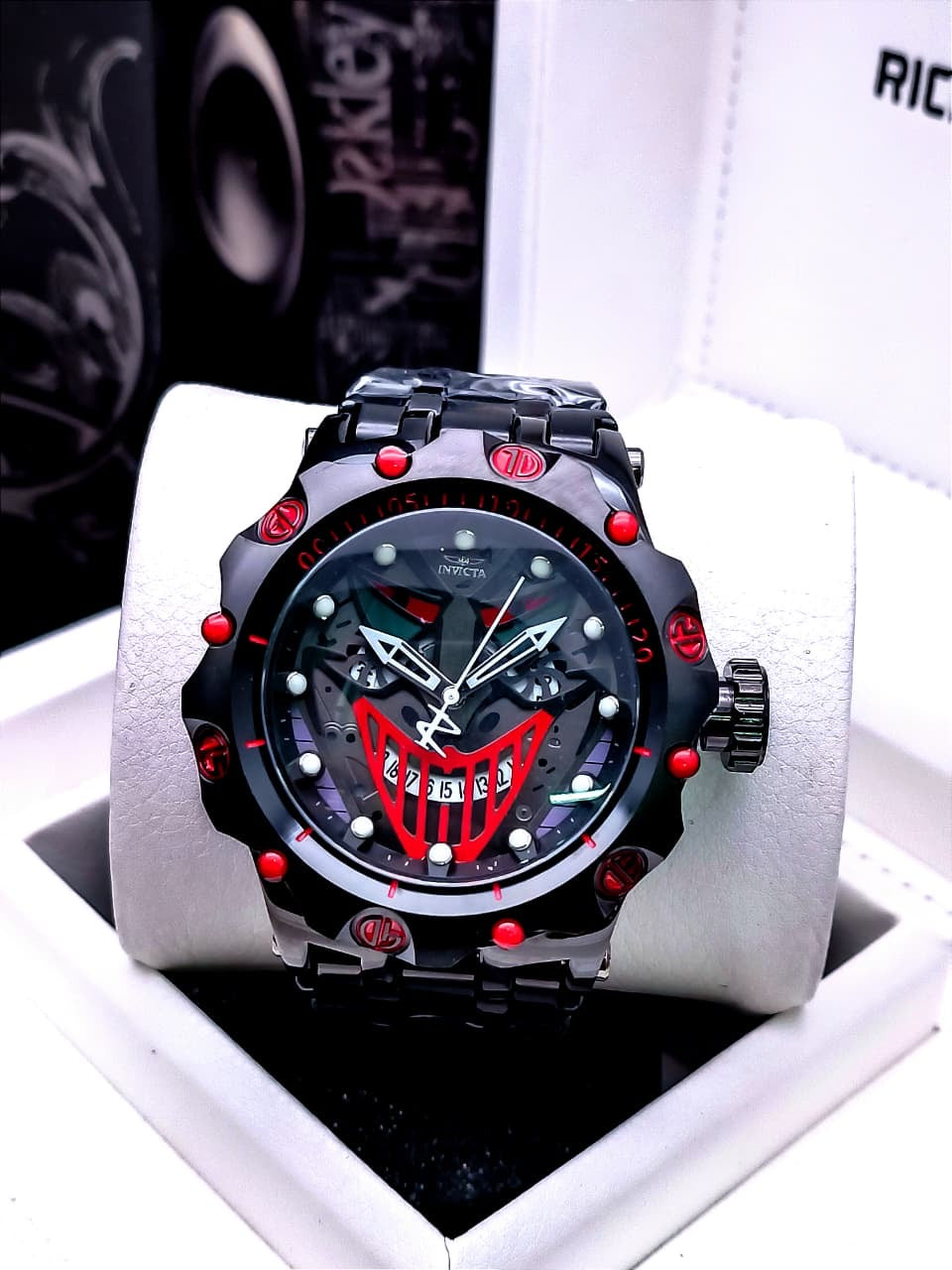 INVICTA