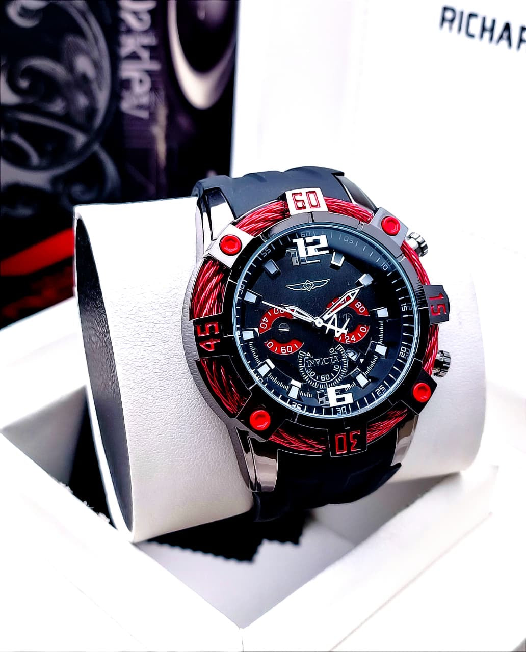 INVICTA