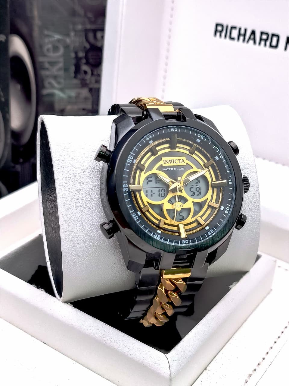 INVICTA DOBLE HORA