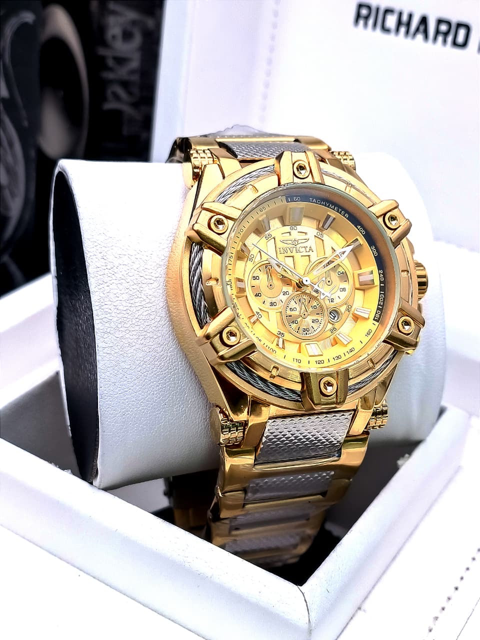INVICTA