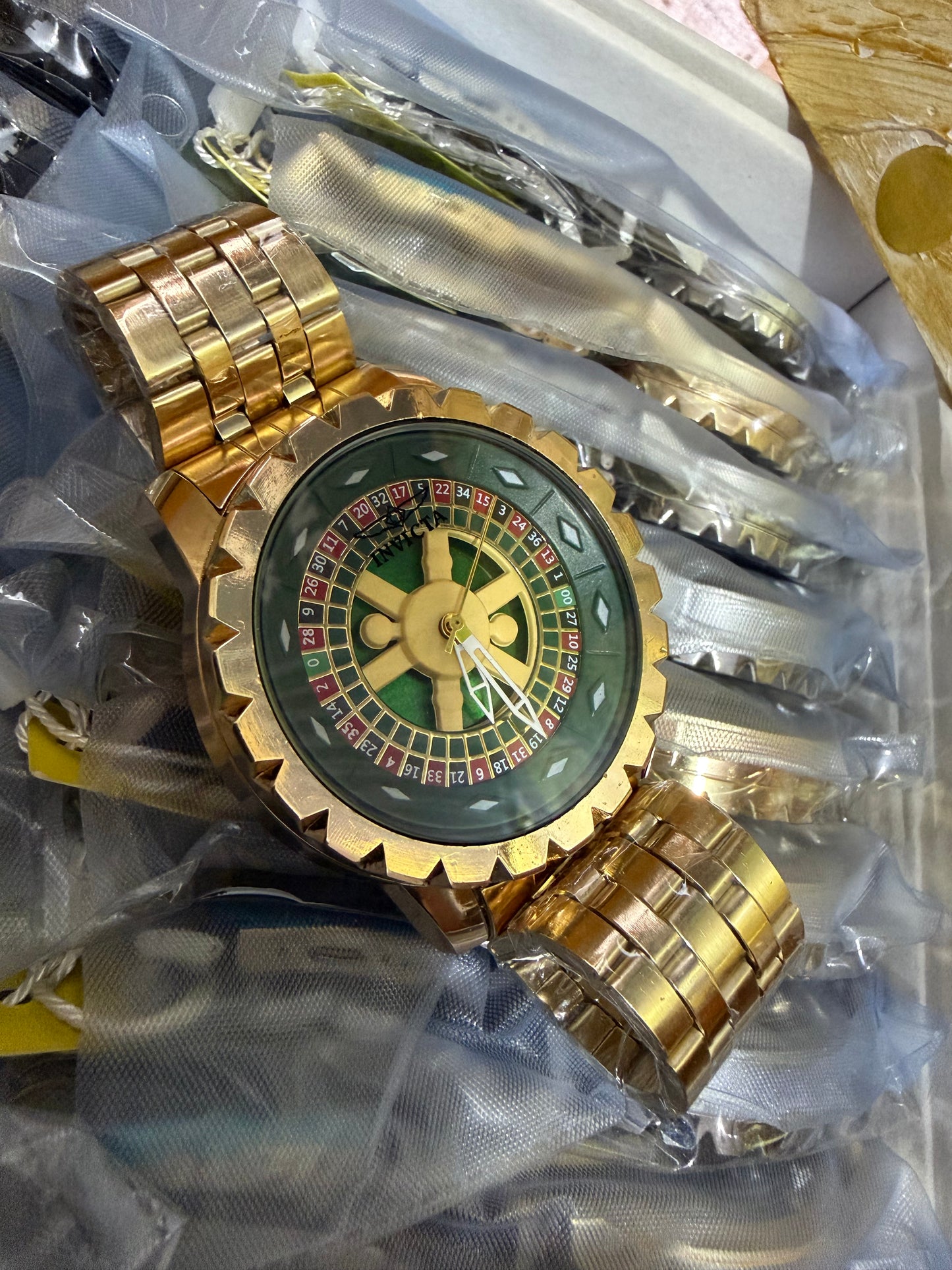 CAJA DE CONTAINER INVICTA CASINO X20