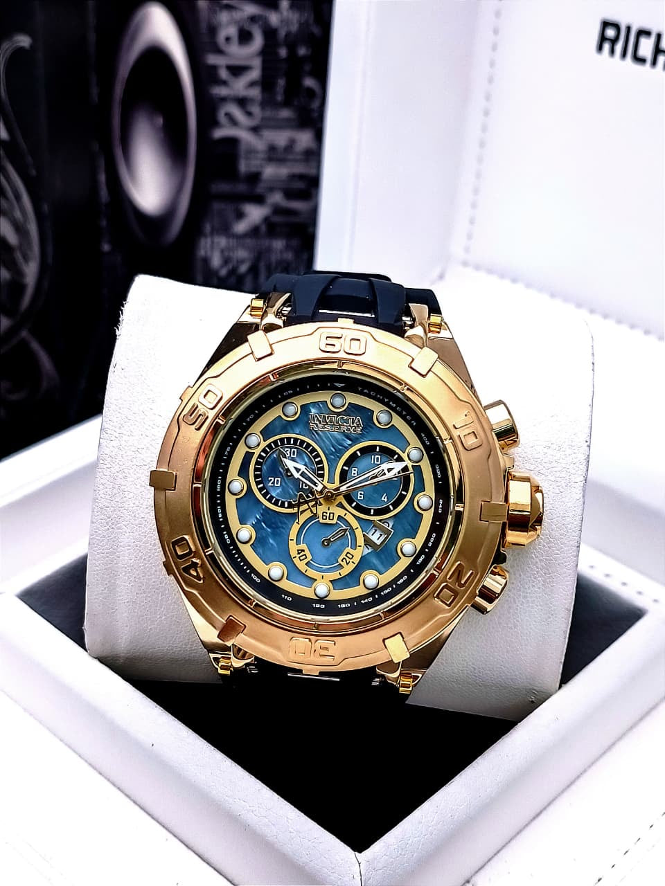 INVICTA