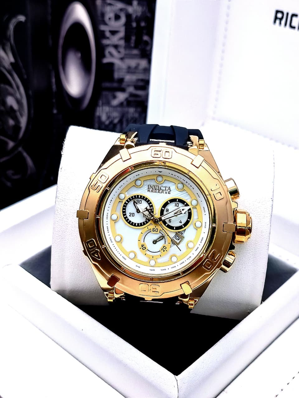 INVICTA