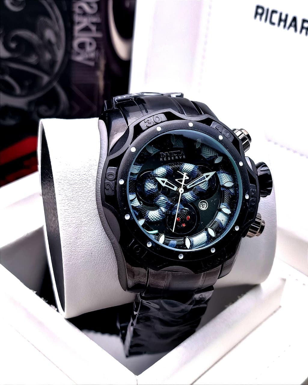 INVICTA