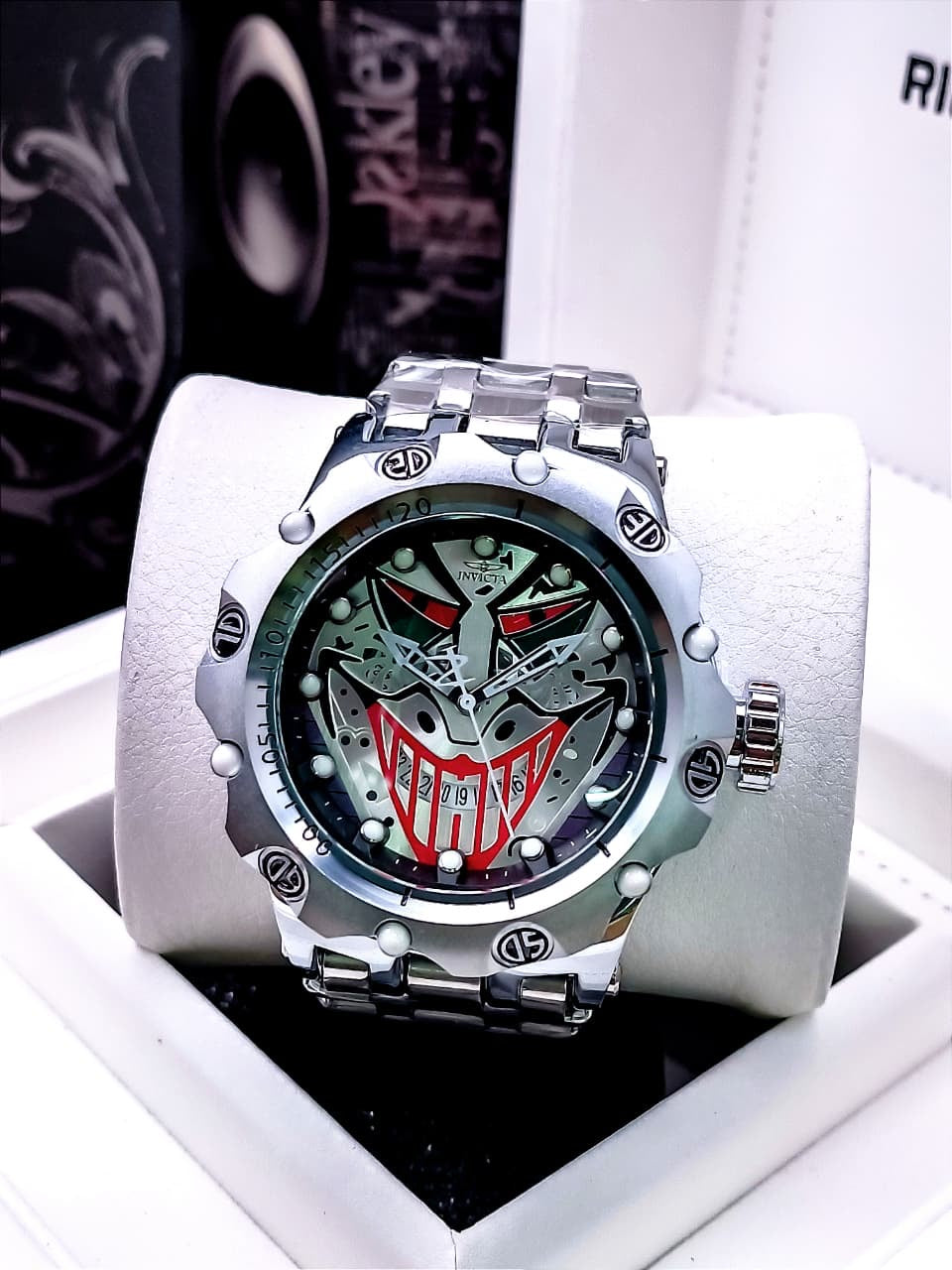 INVICTA