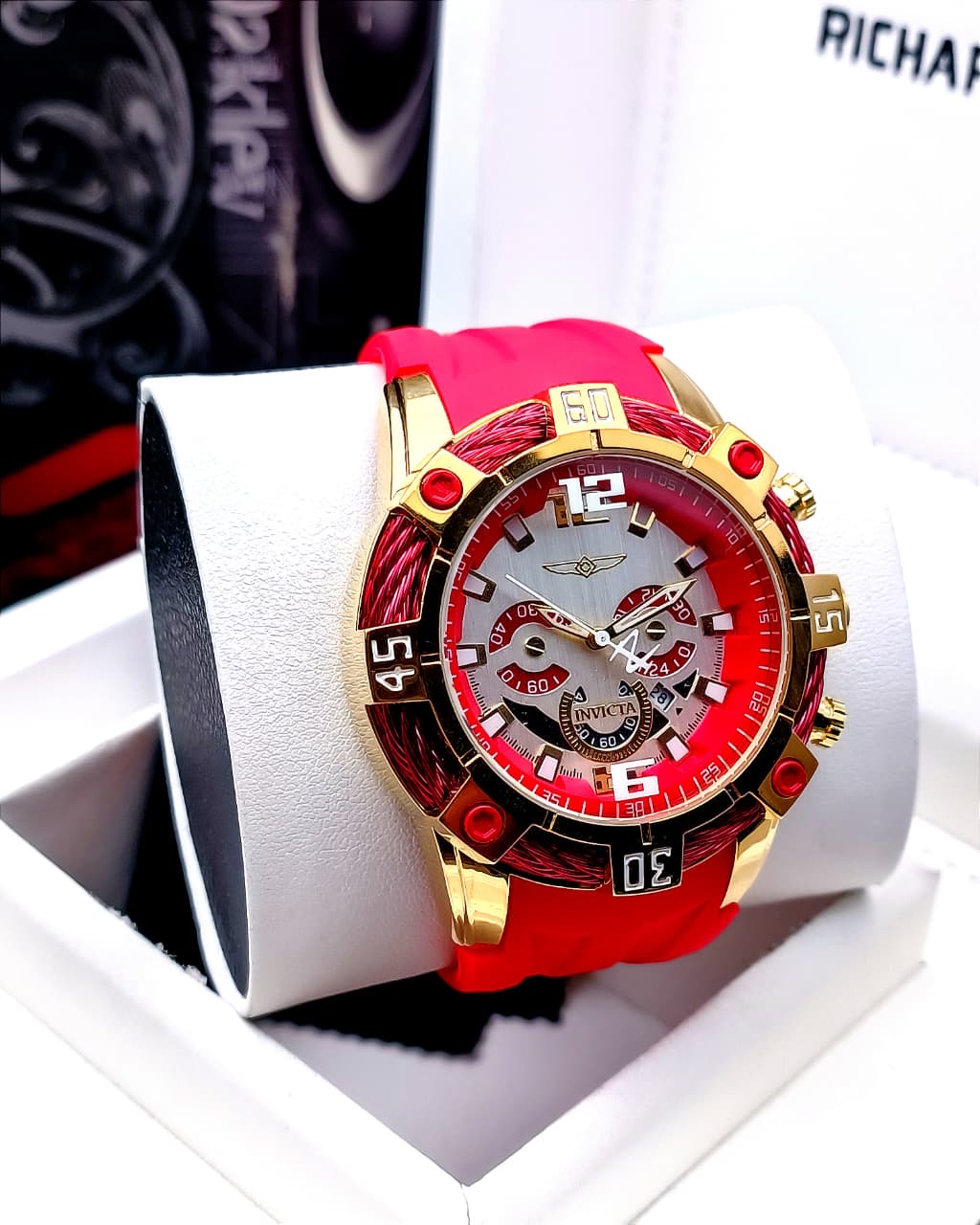 INVICTA