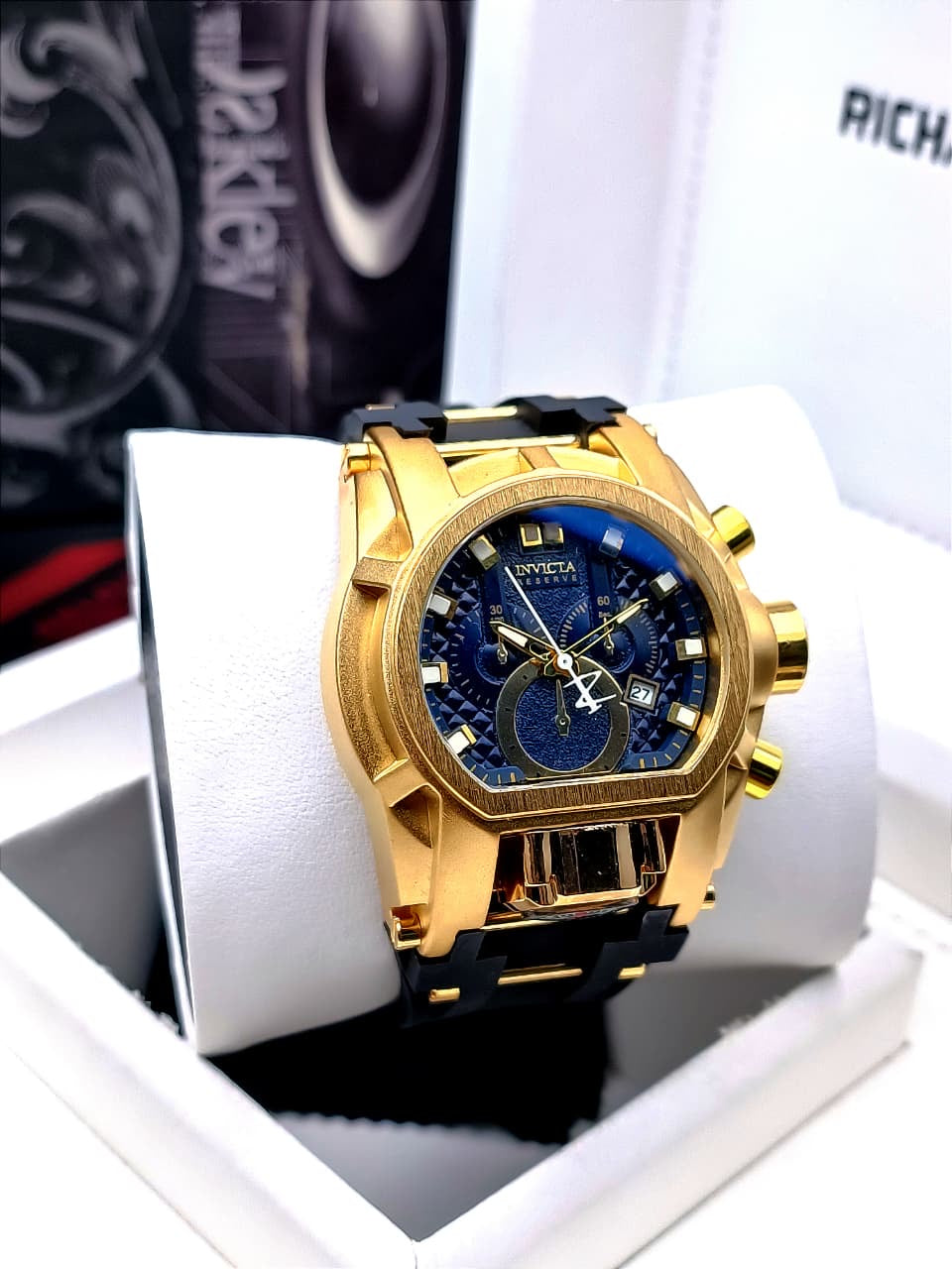 INVICTA