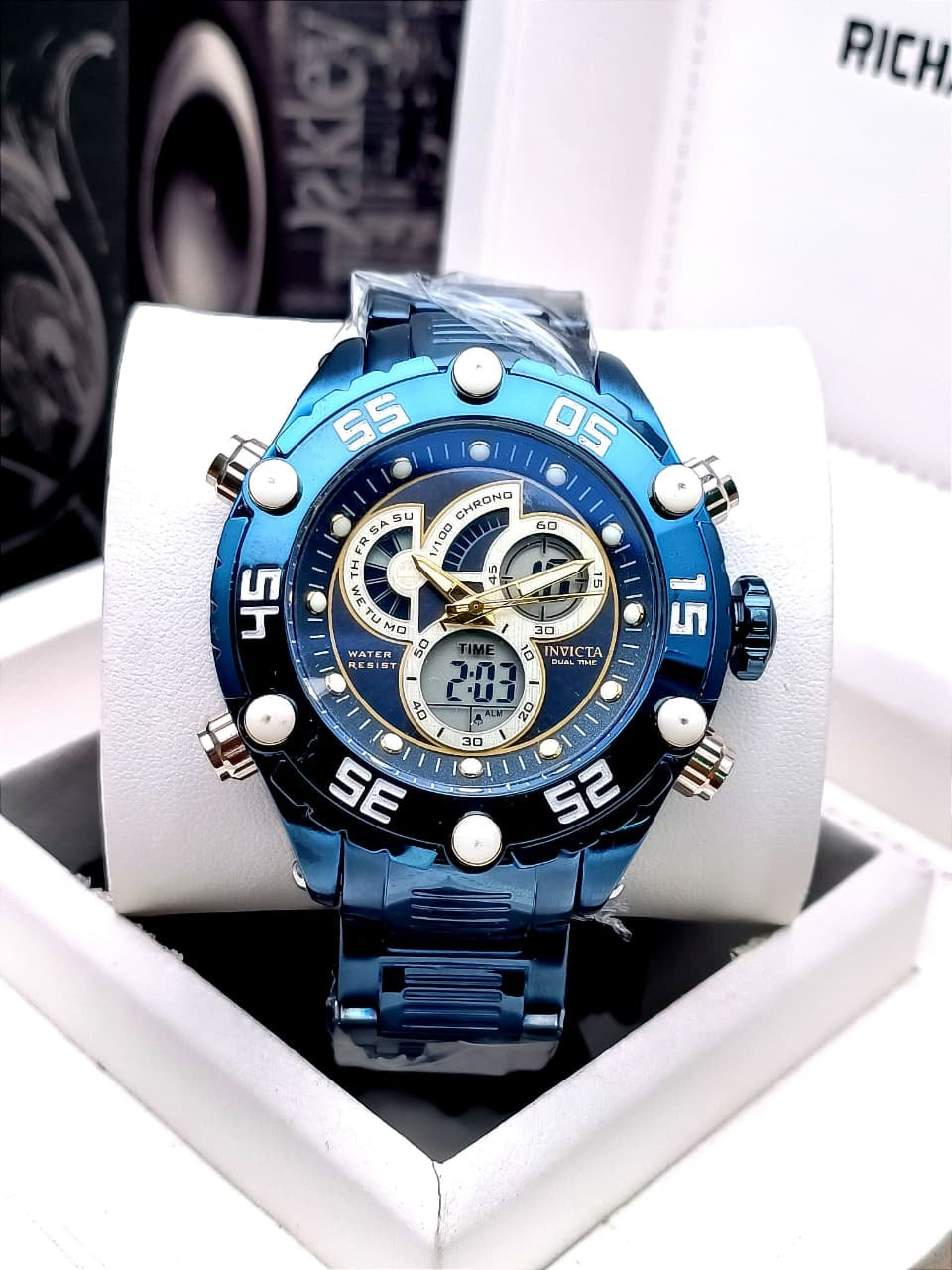 INVICTA DOBLE HORA