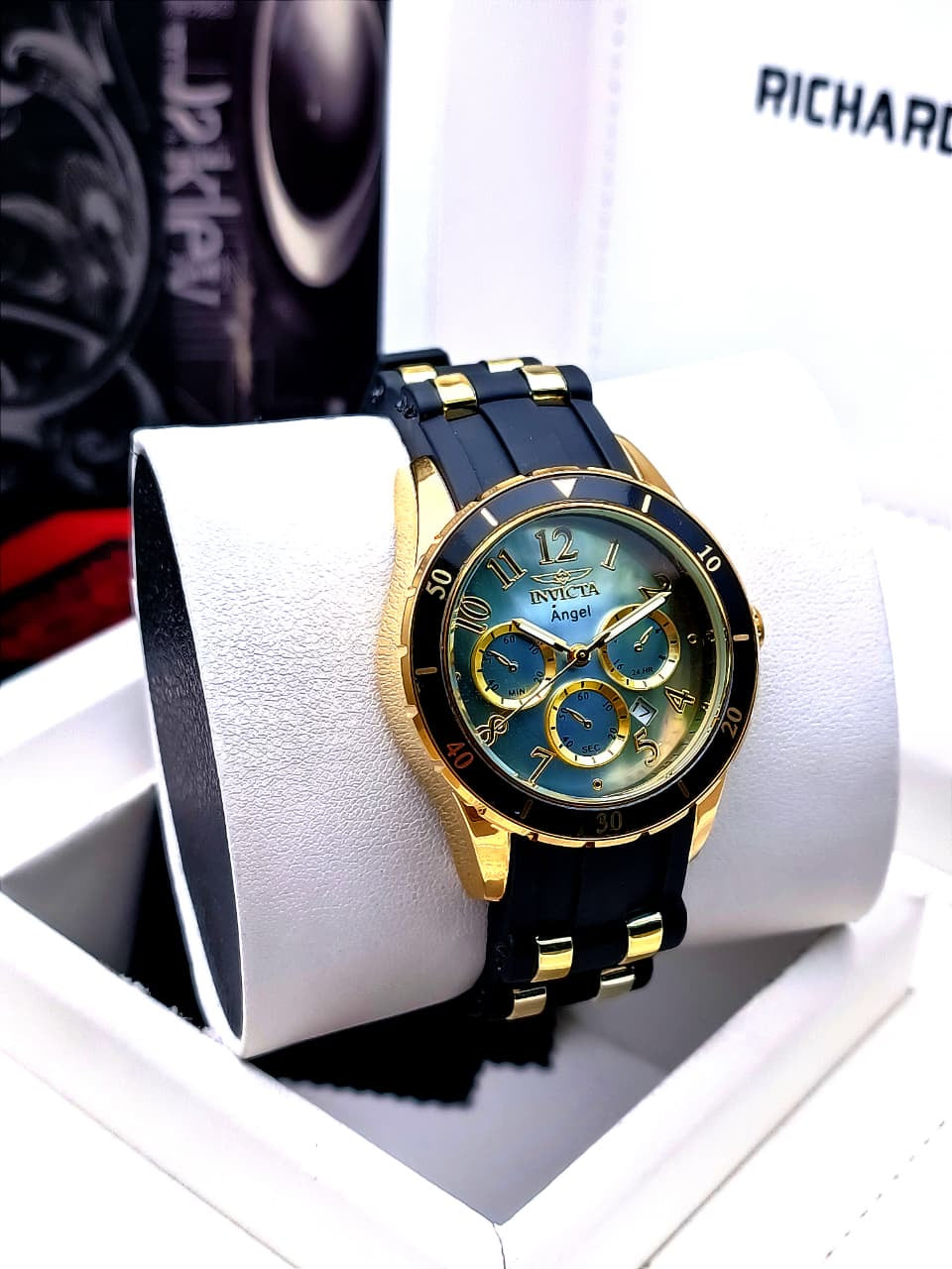 INVICTA DAMA