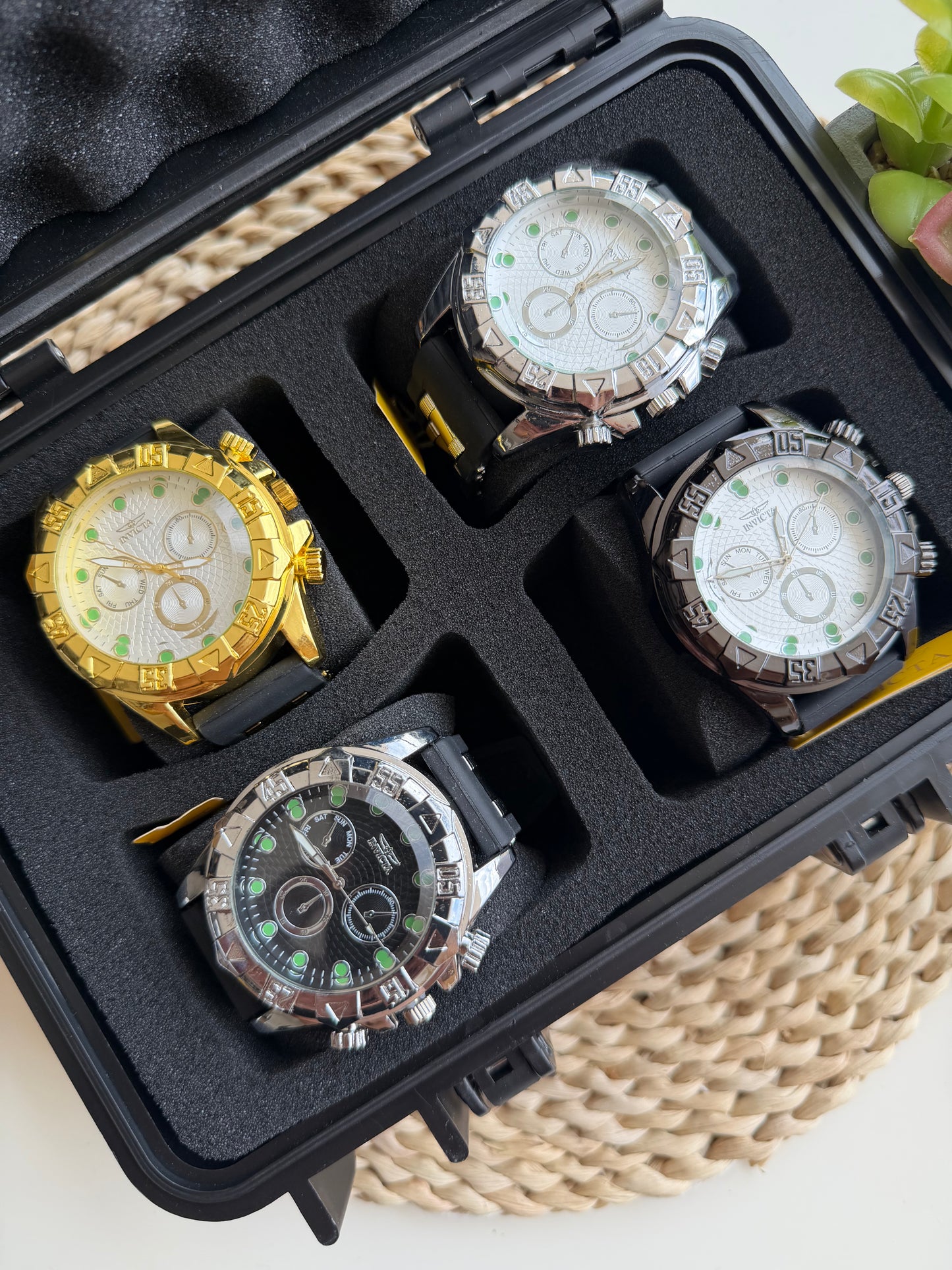 COMBO INVICTA X4