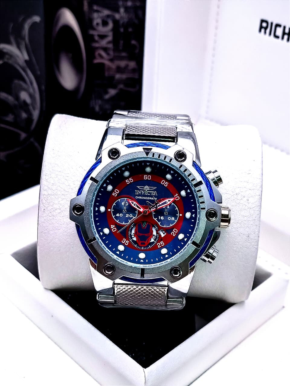 INVICTA