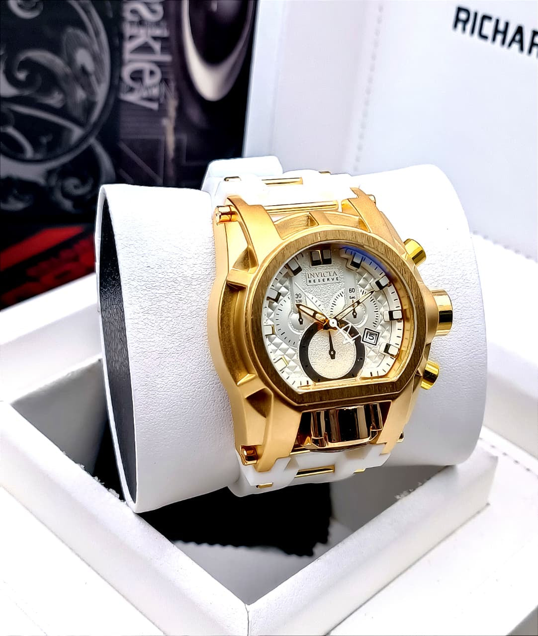 INVICTA