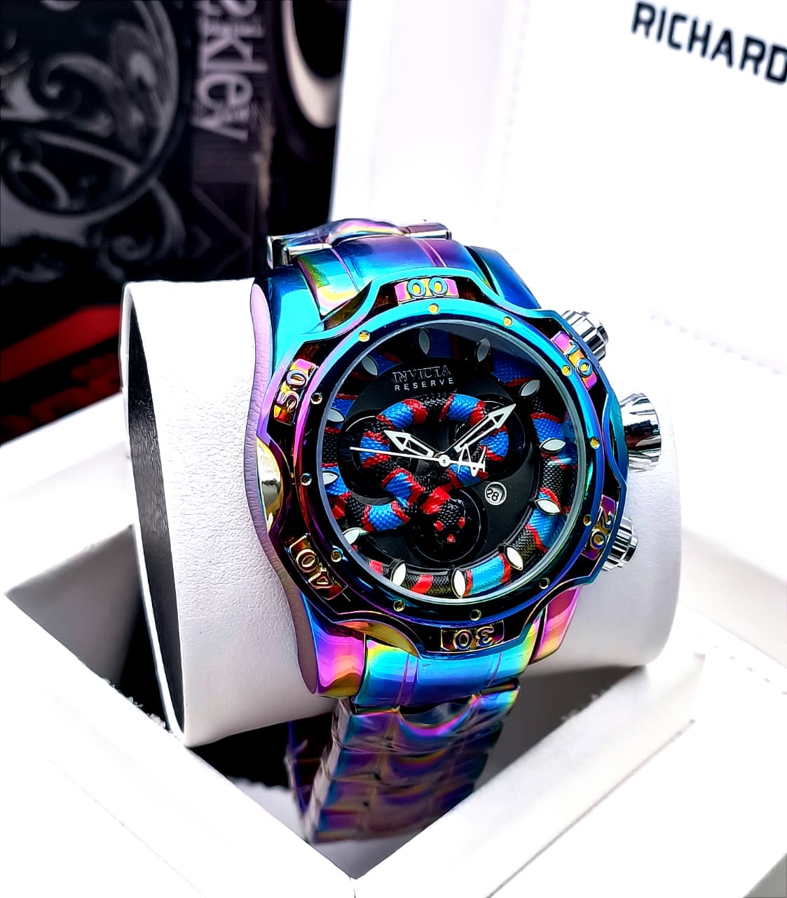 INVICTA