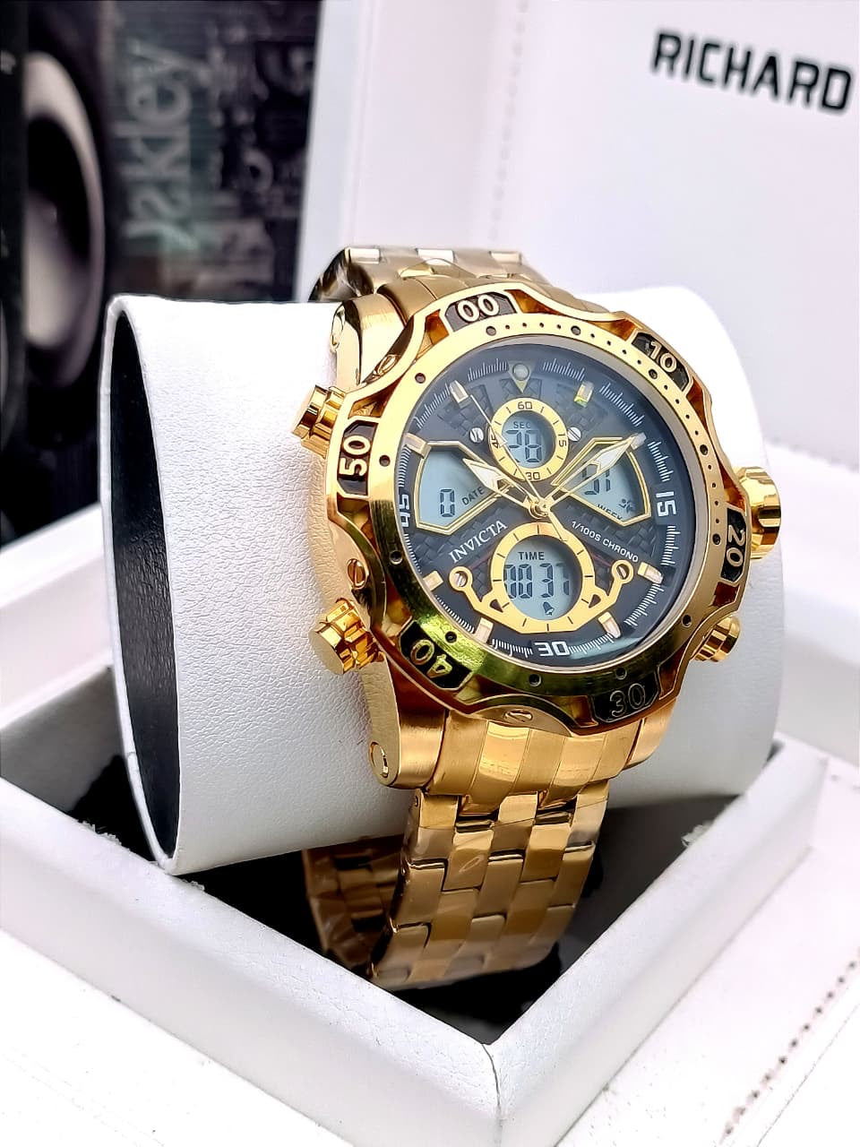 INVICTA DOBLE HORA