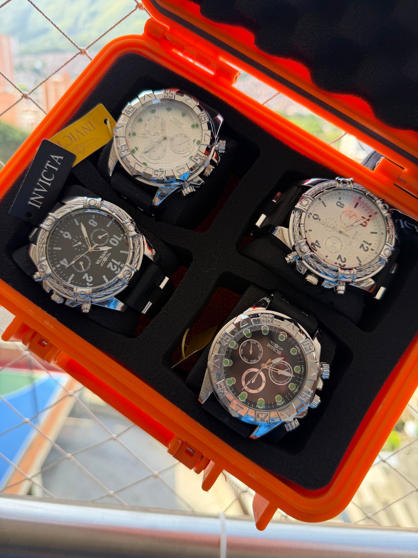 COMBO INVICTA X4
